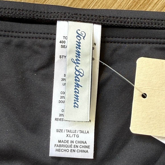 Tommy Bahama Pearl High Waist Side Shirred Black TSW31019B
Size XL/TG NWT - Picture 7 of 9